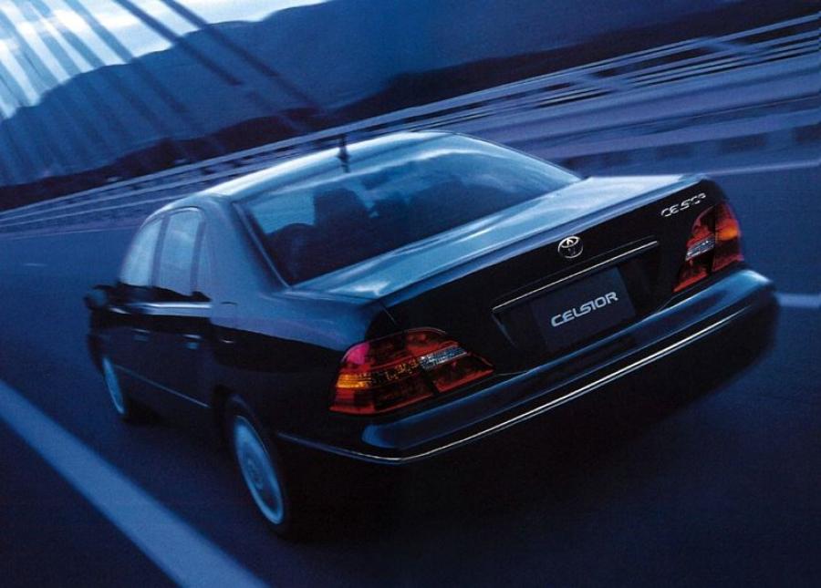  Toyota Celsior 2000 года  (фото 10 из 22)